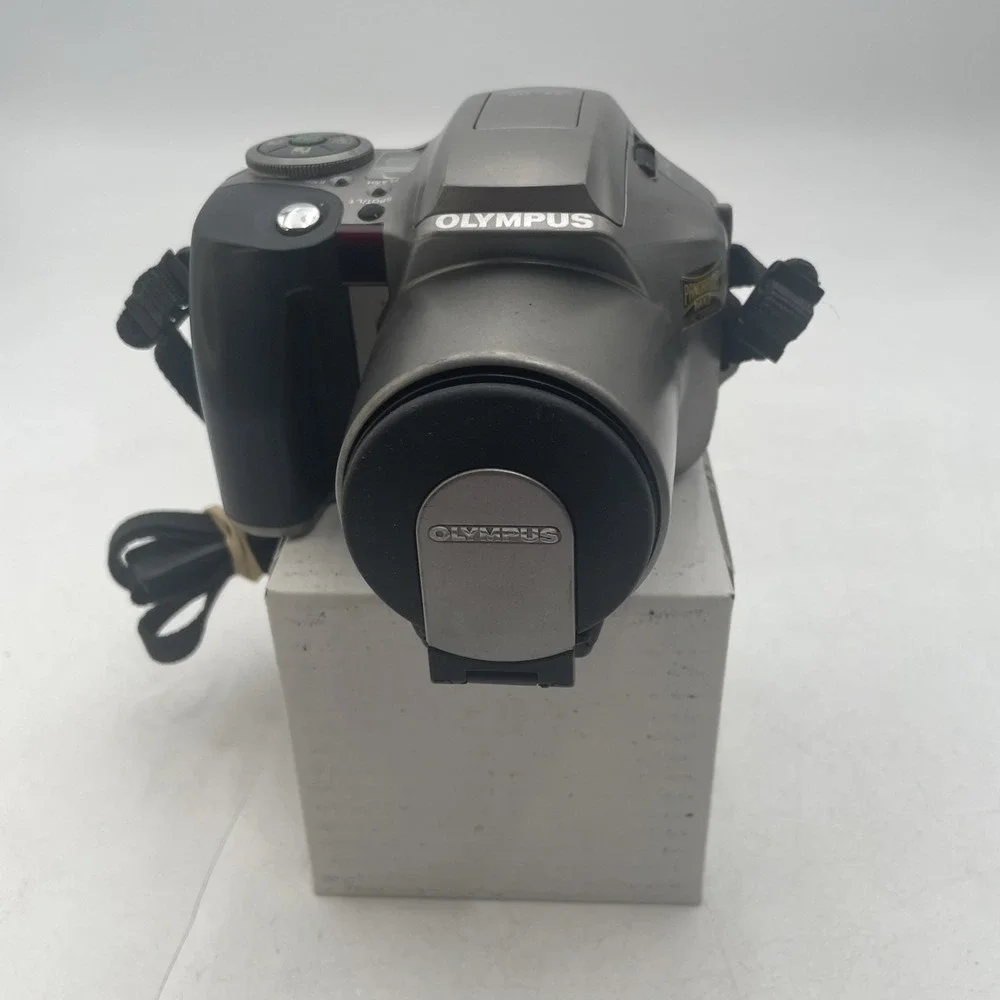 Olympus 28-110  High Resolution 35mm Film Camera Panorama 4X Zoom+Battery-Tested